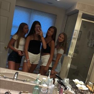 Meet your Posher, Jenna